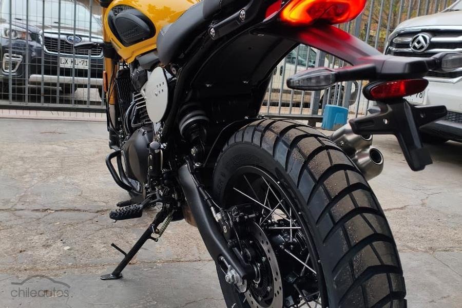 Triumph Scrambler Xc400 — foto 9 de 15