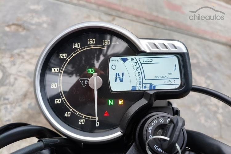 Triumph Speed 400 — foto 5 de 14