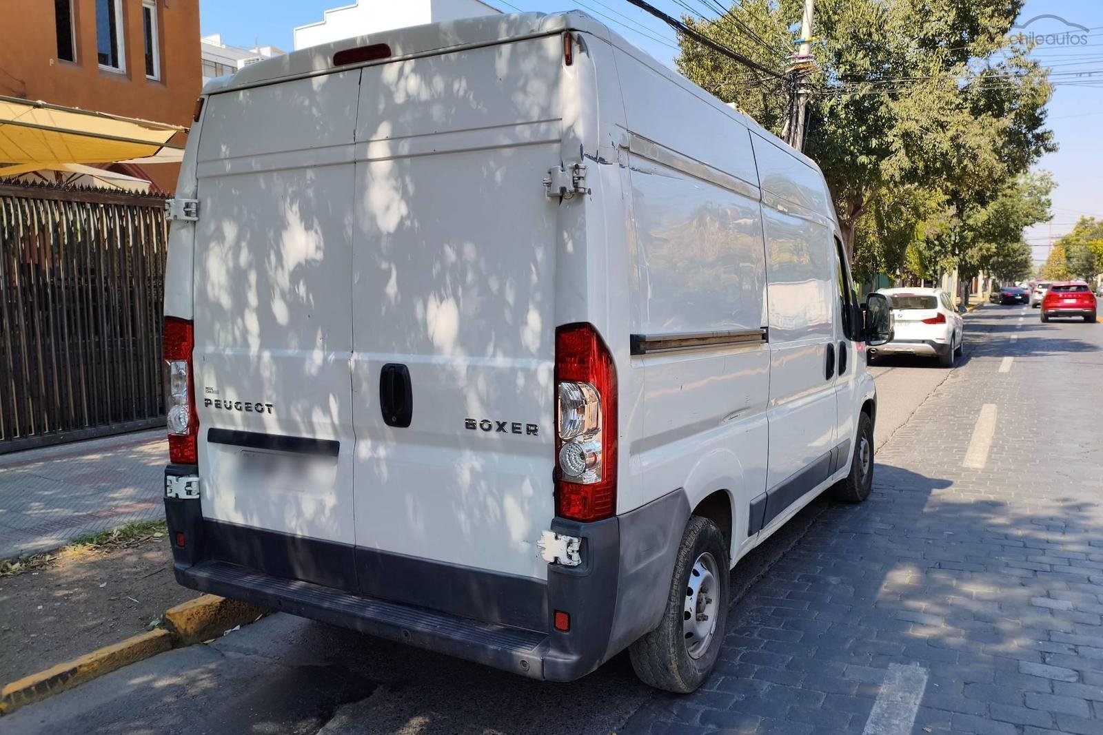 Peugeot Boxer — foto 8 de 10