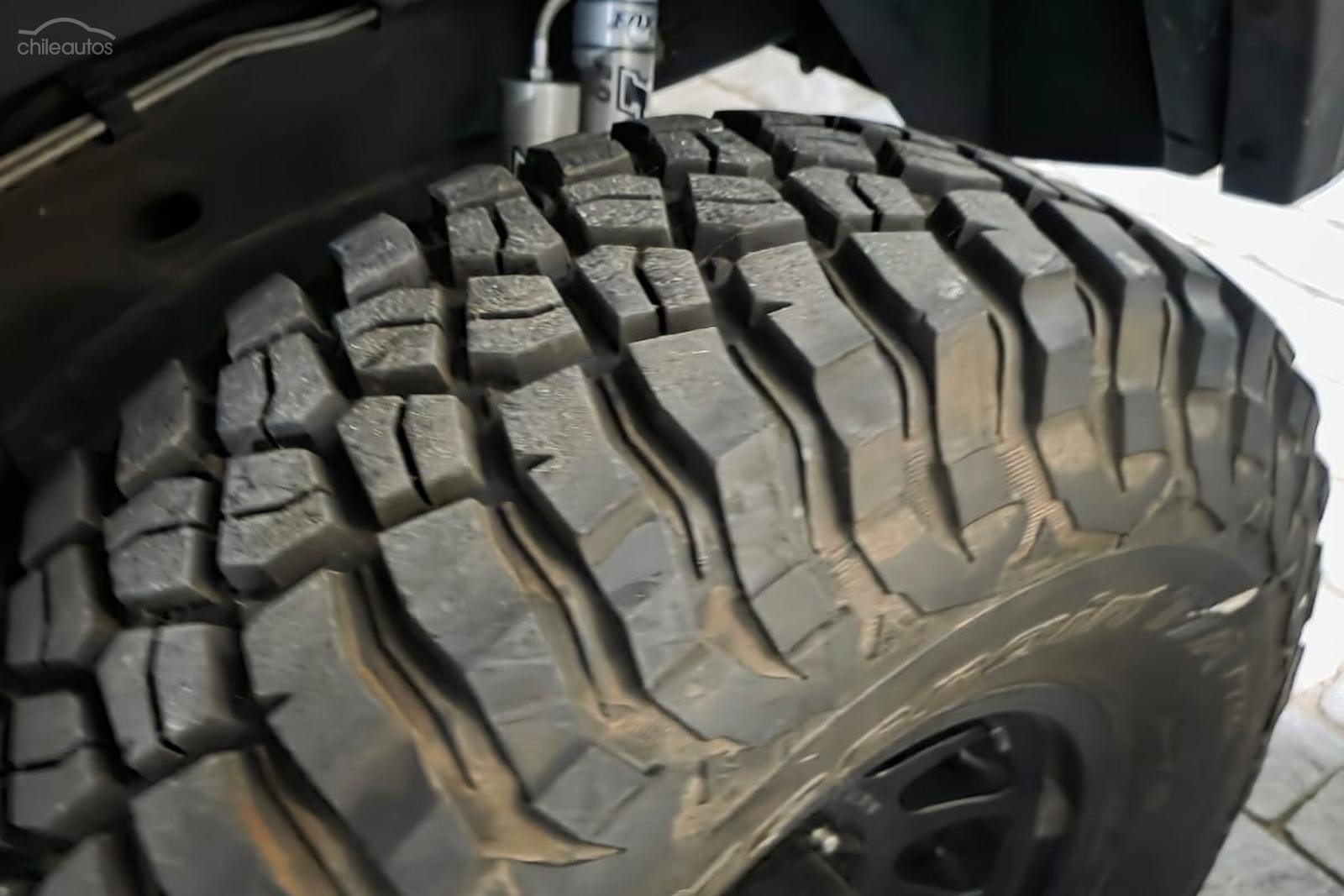 Hummer H2 — foto 17 de 19
