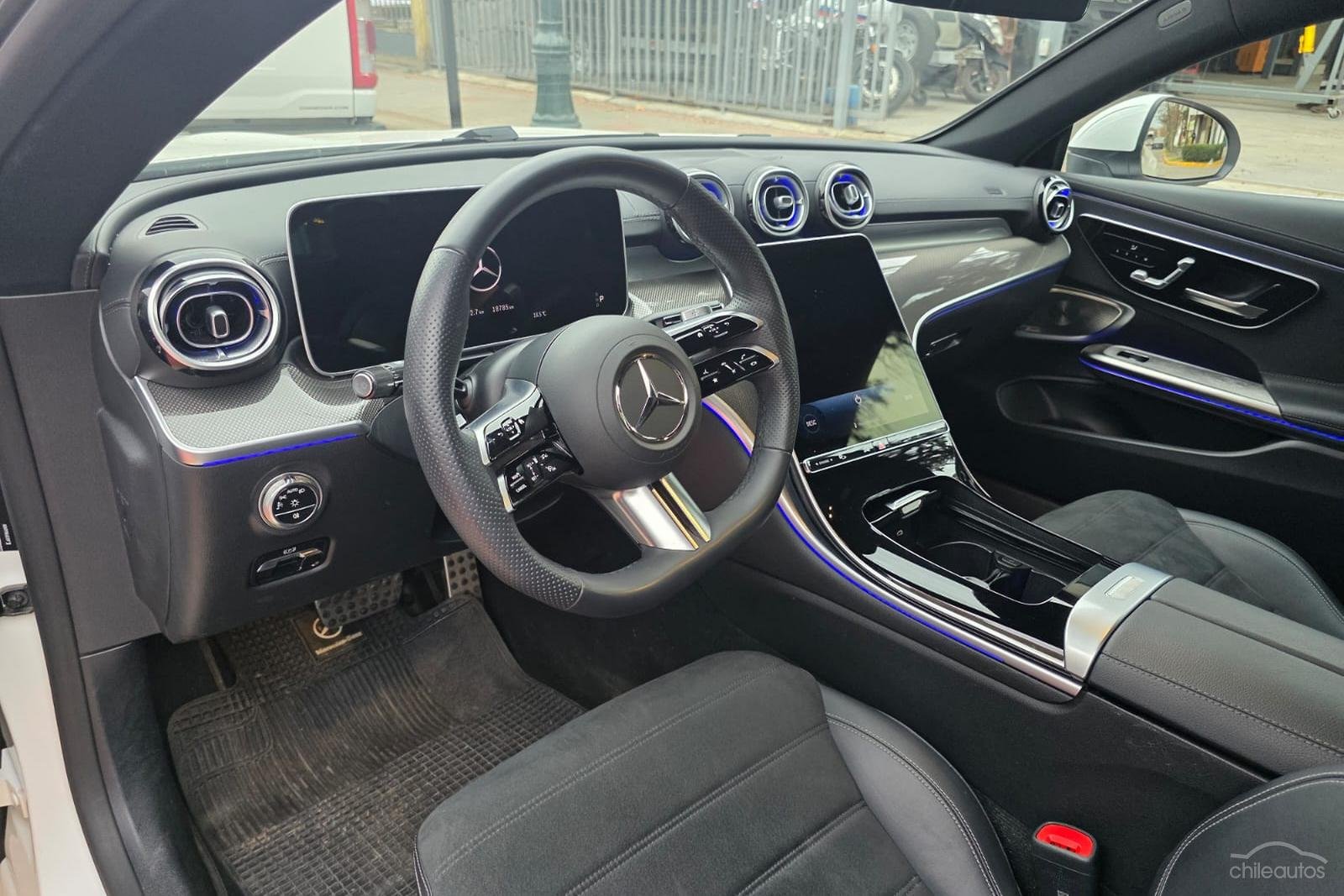 Mercedes-Benz Cle300 — foto 16 de 18